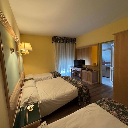 Park Hotel Reggio nell'Emilia Buitenkant foto